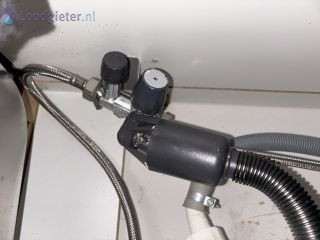 Loodgieter inlaatcombinatie Inlaatcombinatie vervangen