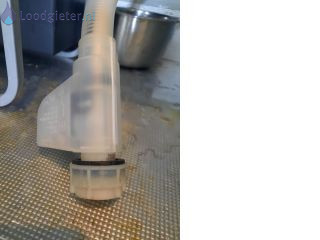 Loodgieter Reparatie vaatwasser Lekkage vaatwasser aansluiting