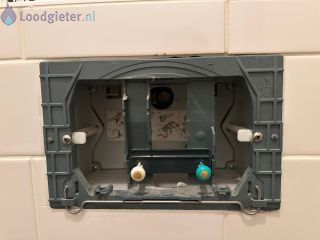 Loodgieter Doorlopend inbouw toilet Doorlopend toilet, kraan vervangen