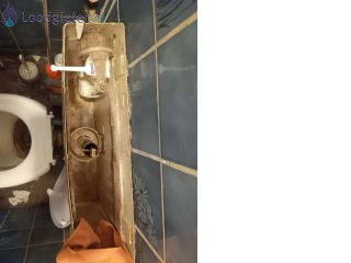 Loodgieter Schiedam Stortbak staand toilet vult zich niet meer