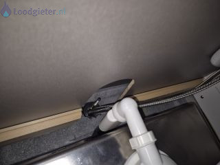 Loodgieter Keukenkraan vervangen Keukenkraan vervangen