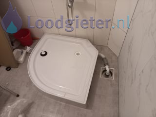 Loodgieter Douchebak plaatsen Douchebak plaatsen