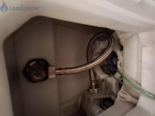 Loodgieter Doorlopend inbouw toilet Doorlopend inbouw toilet