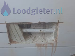 Loodgieter Leiding doorboord Cv leiding doorboord